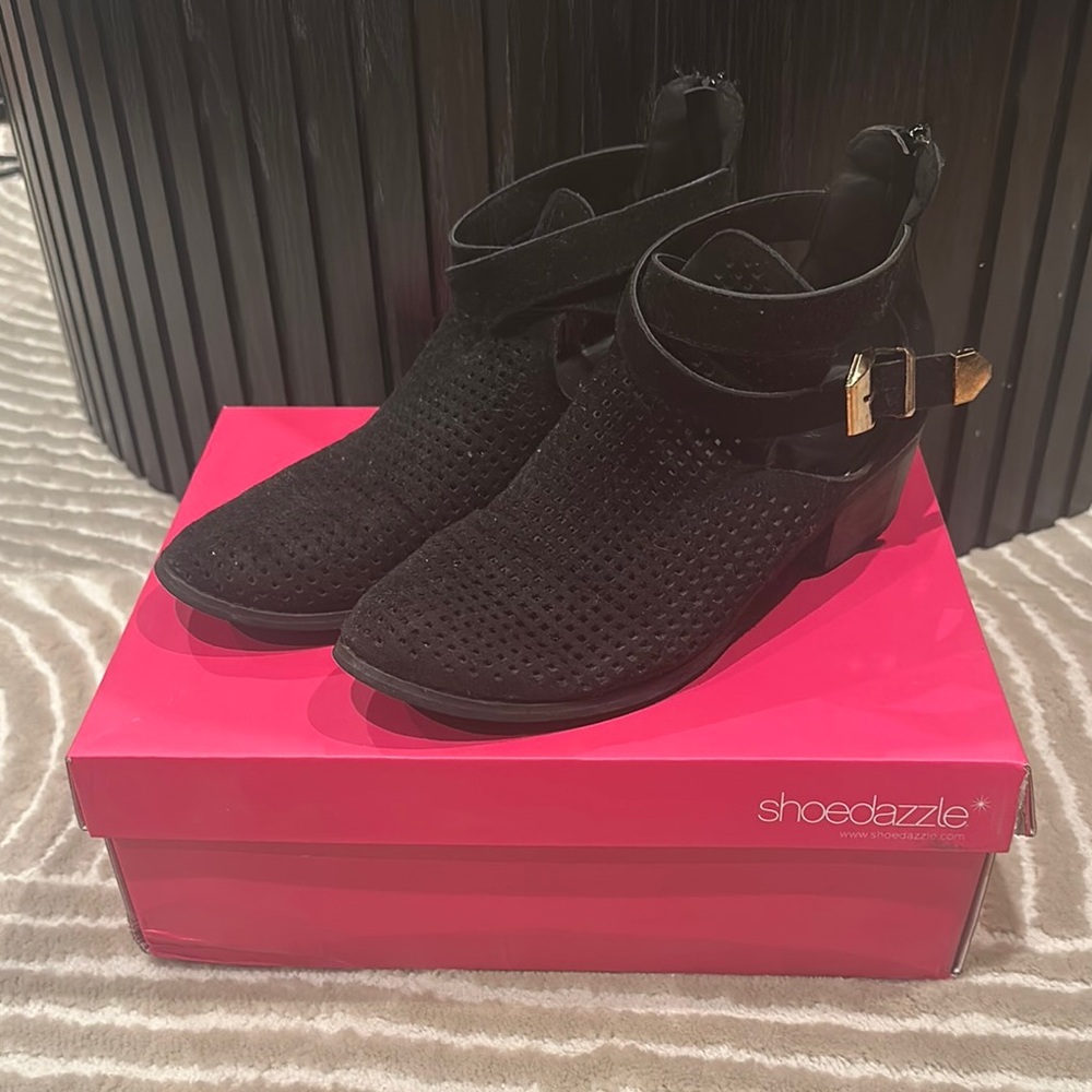 Shoe Dazzle Black Ankle Booties with Sleek Design - Women Size 8